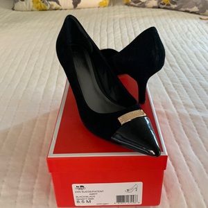 Coach Zan suede/patent black pump 8.5M!